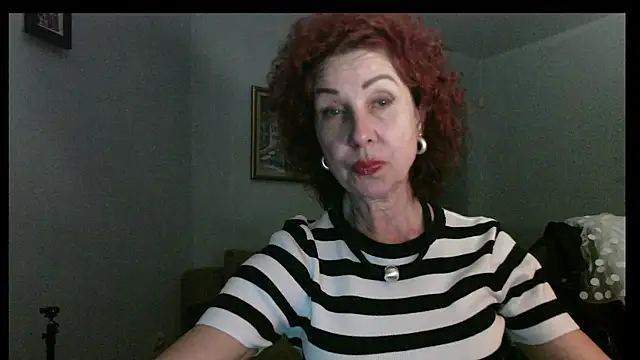 Kelly_Flurr's Webcam Show