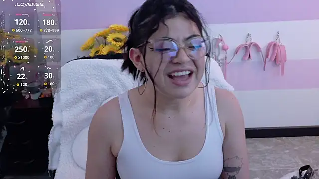 Chat XXX ao vivo de Catwhite_