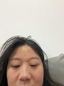 DDoo21 Adlı Modelin Canlı XXX Sohbeti