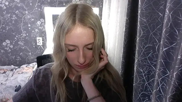 AliceTwinkle Webcam-Show