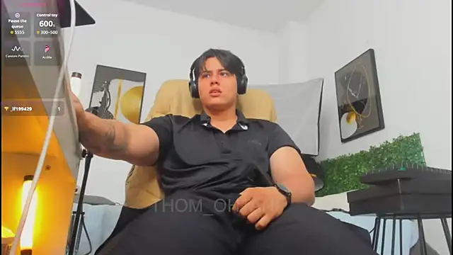 Show de Thom_Ohtani na webcam