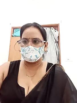 Payal-bhabhi07のライブXXXチャット