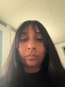 Chat +18 de MELIZ_QUEEN ao vivo