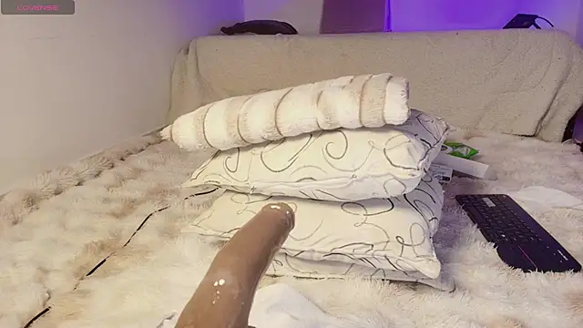 Madeline_Dreams: απευθείας συνομιλία ΧΧΧ