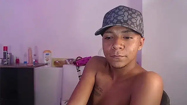 Вебкам-шоу hotboyluxe