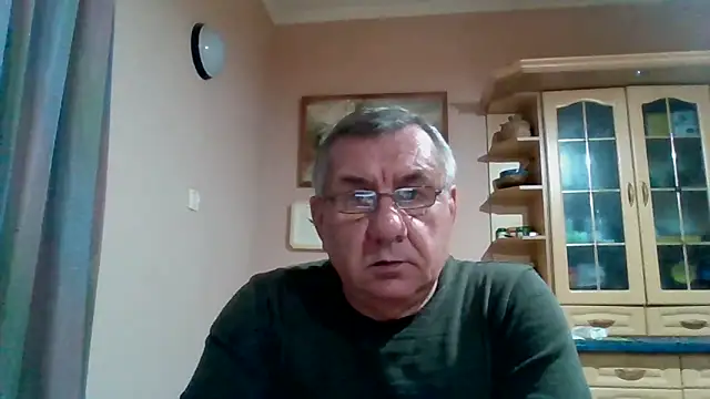 XXX chat uživo modela machomale3