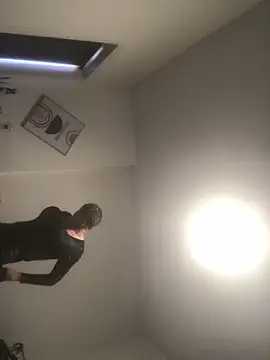 Sexyheelskev webcam show