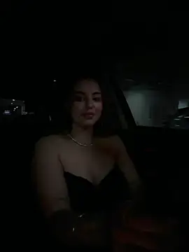 Alirawrz Chat XXX live