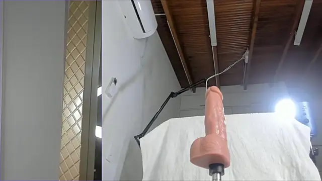 Lucy_carter_'s Live XXX Chat