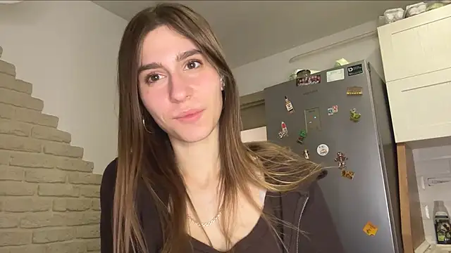 ZaraGuyette লাইভ XXX চ্যাট