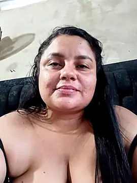 Chatroom XXX en direct de dirty_violeota_19