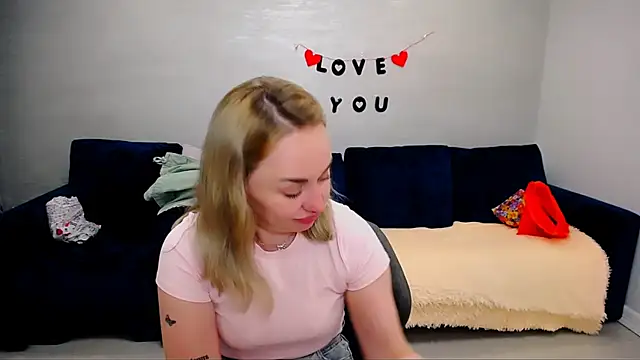 LiluMoon__ Chat XXX in diretta