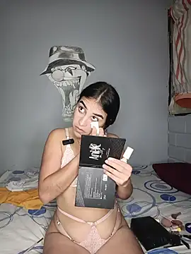 Онлайн чат XXX Bigtiti01