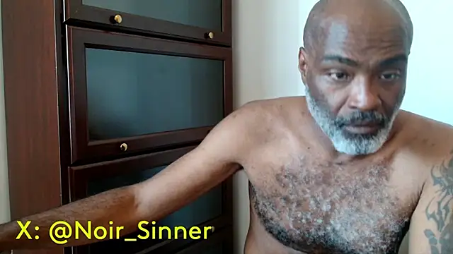 sinnernoir's Live XXX Chat