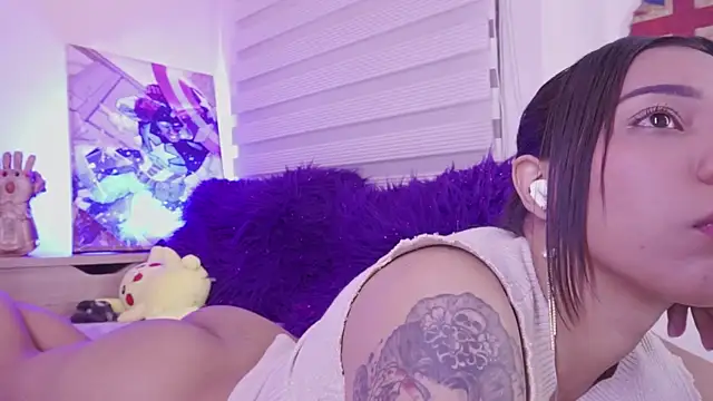 madelyn_rose_'s Live XXX Chat