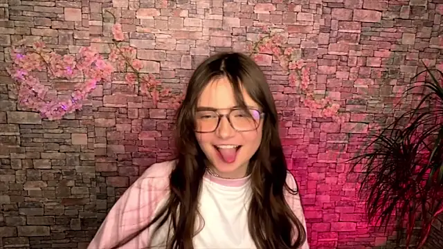 XXX chat uživo modela may_rollins