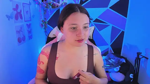 little_emma0 现场XXX聊天