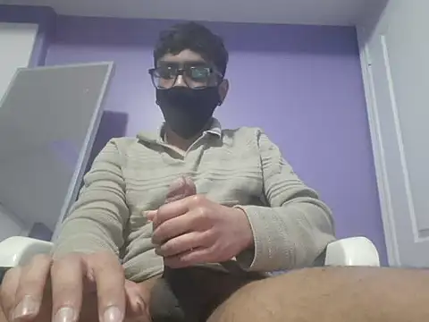 kk77102 Chat XXX in diretta