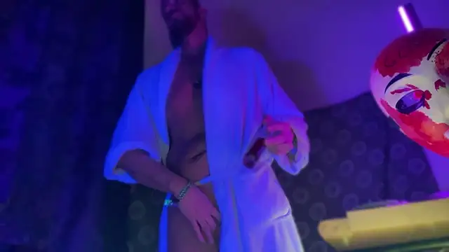 Guyst049n Webbikameraesitys