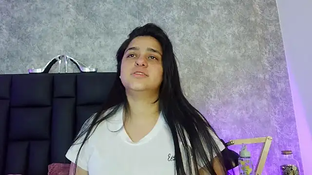 crystaldarliingn Live XXX chat