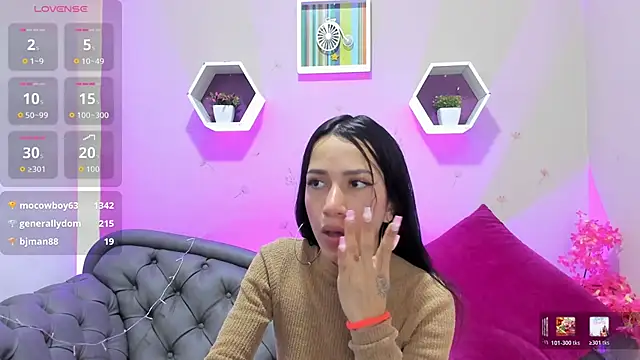 Laskhmi_ live XXX chat