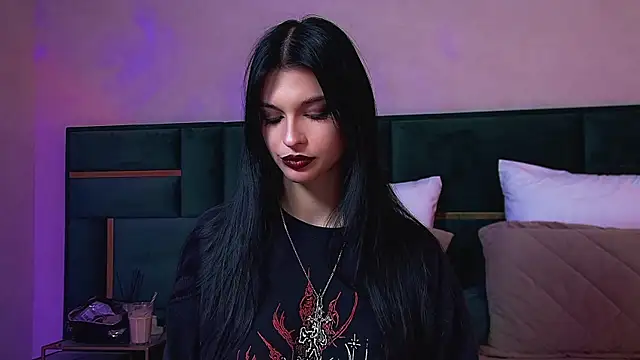 BeverlyMost: διαδικτυακό σόου στην κάμερα
