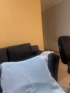 Pertunjukan Kamera Web Tiojhonny