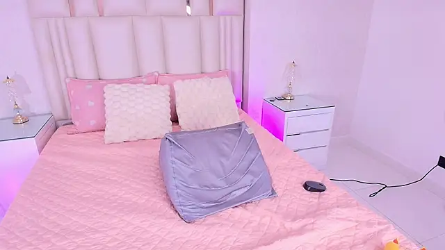 alanarose18 live XXX chat