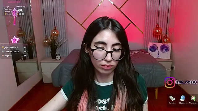 LenaRoses Adlı Modelin Canlı XXX Sohbeti