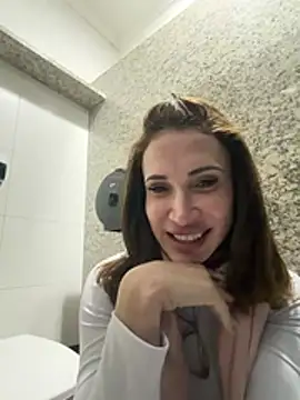 Show de Irresistible24 na webcam