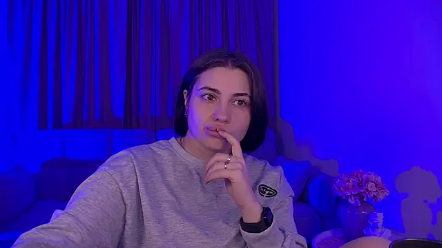 AdrianaToress – Naživo XXX chat