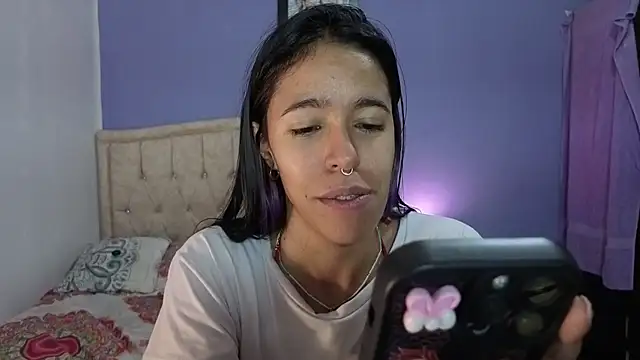 Czat XXX na żywo – stephania_t
