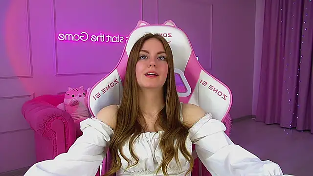 SofiaSarvains Chat XXX in diretta