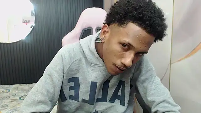 ManSantn Live XXX chat