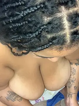 Chat XXX en directo de SweetLizzyBBW