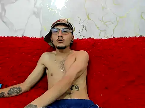 ONLYUP420 Webcam-Show