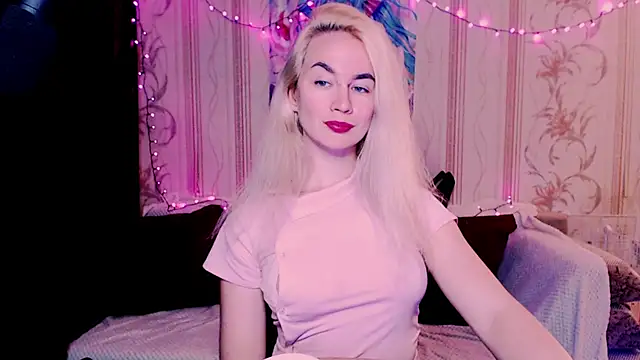 xxxcharismaaa's Webcam Show