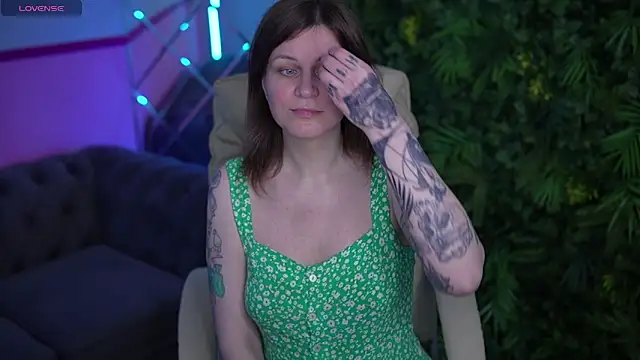 TinaMelt Chat XXX in diretta