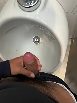 Big_Snake77's Webcam Show