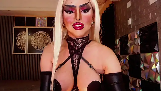 BigCockLatinaTS 웹캠 쇼