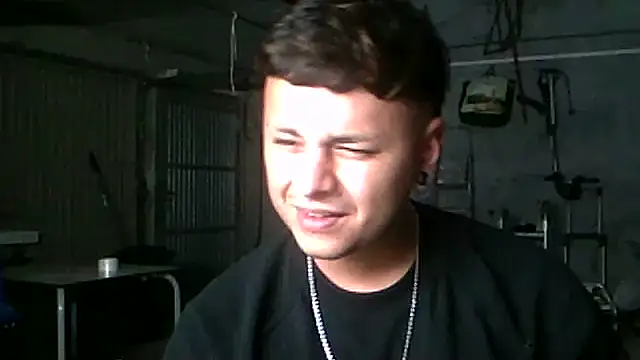 Sickbooy69's Webcam Show
