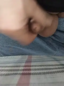 XXX chat uživo modela tengebongaz