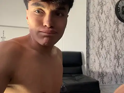 teodoro_033333 Show in webcam