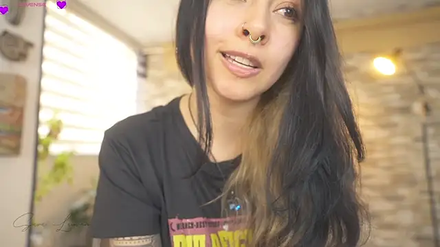 Czat XXX na żywo – sara-lauren