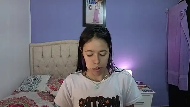 Chat +18 de stephania_t ao vivo