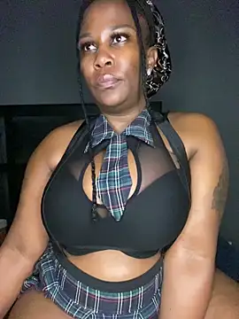 Sexycandyxxx Show in webcam
