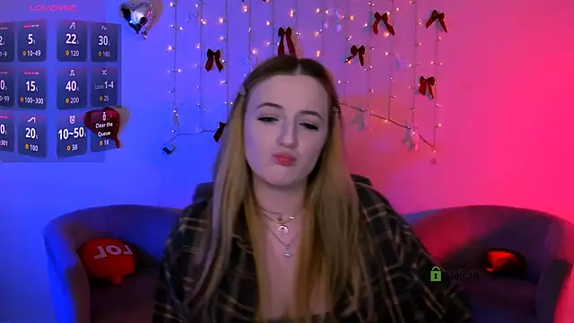 luna_berryy Adlı Modelin Canlı XXX Sohbeti