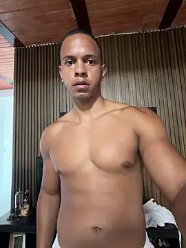 MarcoStriker Show in webcam