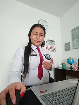 Queen_linda1 Adlı Modelin Web Kamerası Şovu