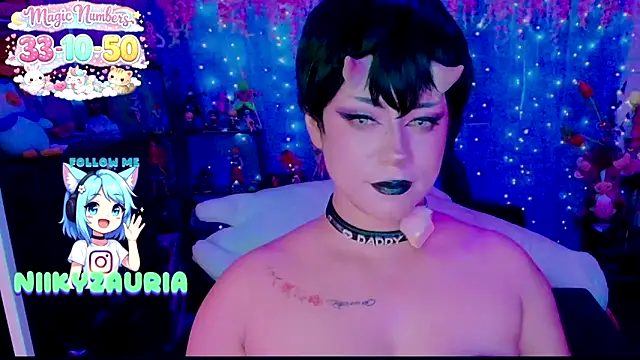 _niiky Chat XXX live